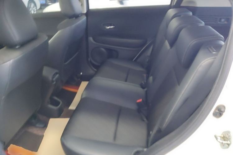 Used Honda Vezel 2020 1.5L CVT Pioneer Edition Left Rear Seat