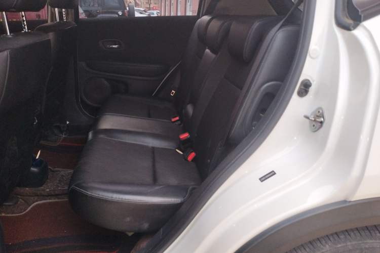 Used Honda Vezel 2020 1.5L CVT Pioneer Edition Left Rear Seat