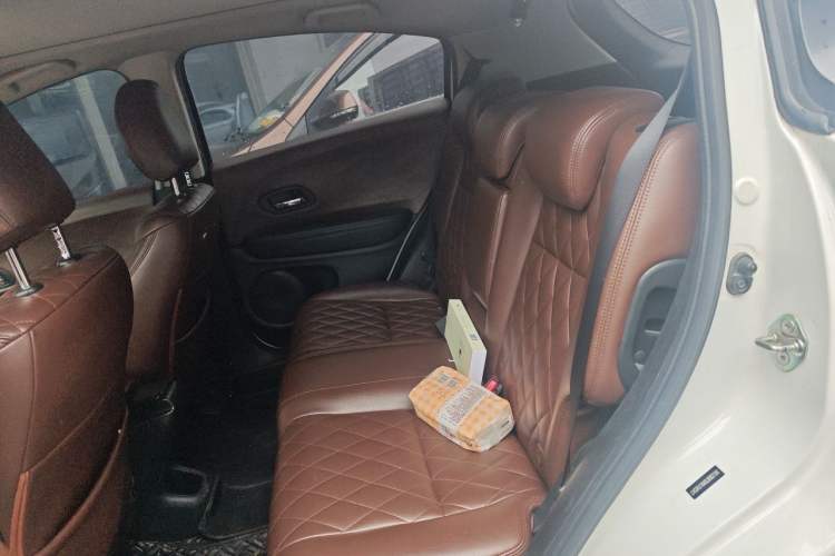 Used Honda Vezel 2020 1.5L CVT Pioneer Edition Left Rear Seat