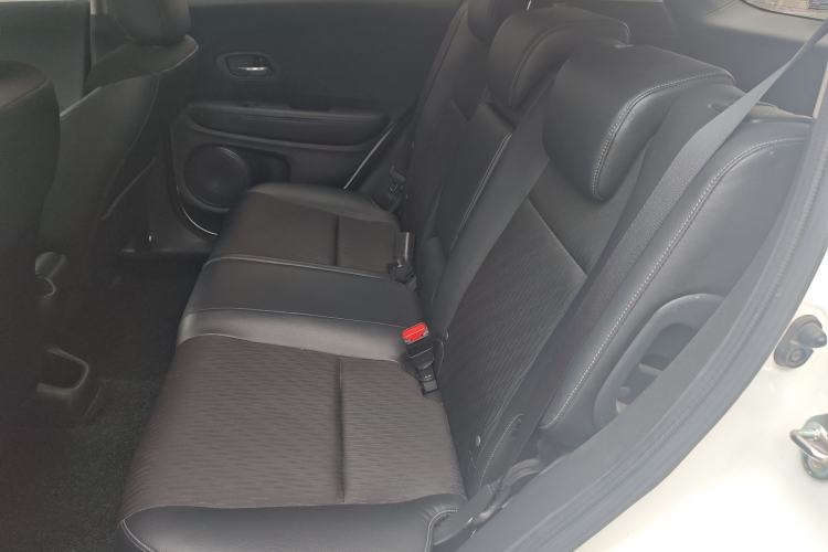 Used Honda Vezel 2020 1.5L CVT Pioneer Edition Left Rear Seat