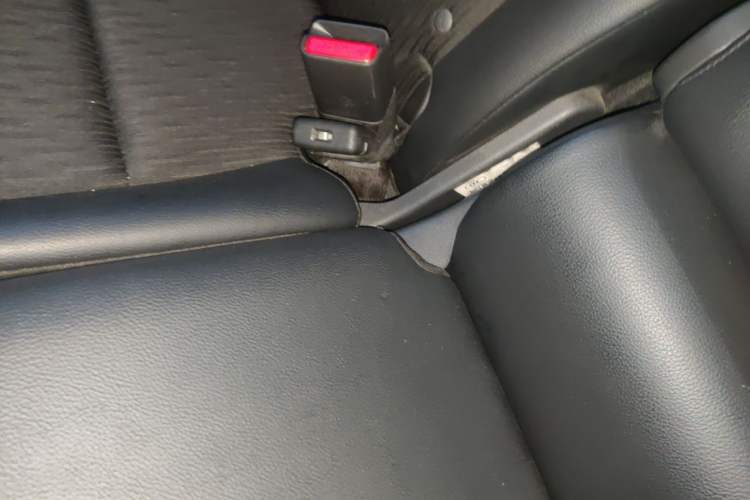 Used Honda Vezel 2020 1.5L CVT Pioneer Edition Left Rear Seat