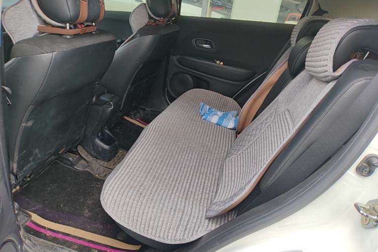 Used Honda Vezel 2020 1.5L CVT Pioneer Edition Left Rear Seat
