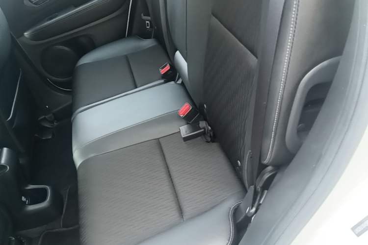 Used Honda Vezel 2020 1.5L CVT Pioneer Edition Left Rear Seat