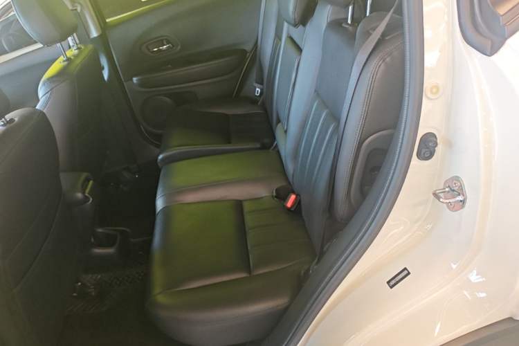 Used Honda Vezel 2020 220 TURBO CVT Elite Edition Left Rear Seat