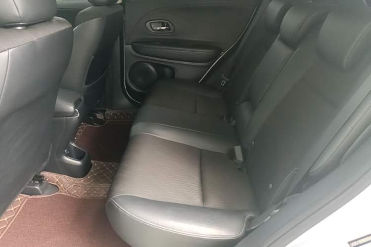 Used Honda Vezel 2020 1.5L CVT Luxury Edition Left Rear Seat