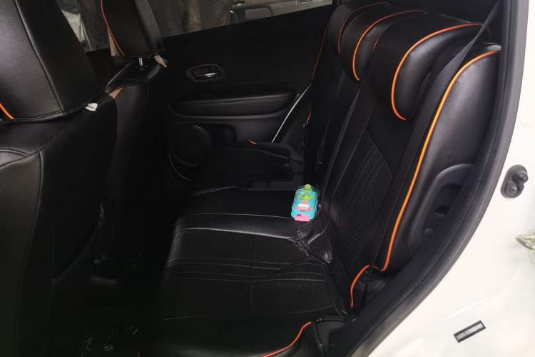 Used Honda Vezel 2020 220 TURBO CVT Elite Edition Left Rear Seat