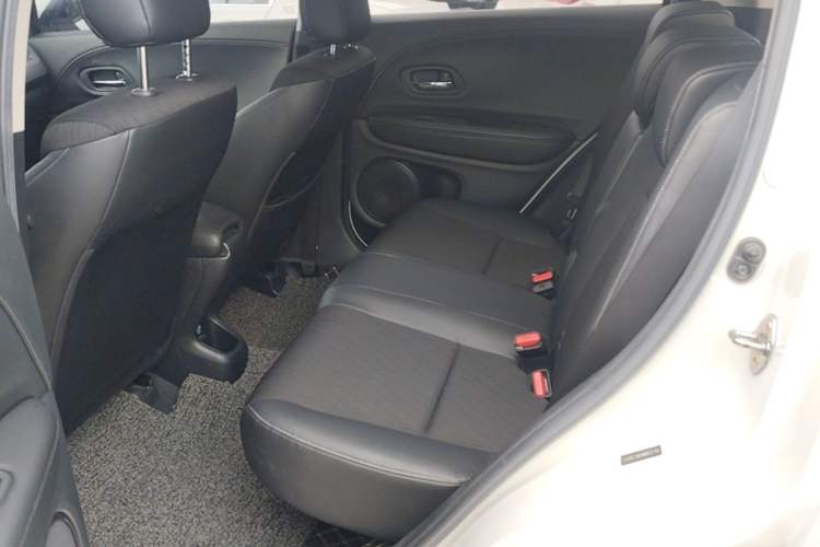 Used Honda Vezel 2020 1.5L CVT Luxury Edition Left Rear Seat