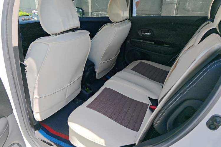 Used Honda Vezel 2020 1.5L CVT Pioneer Edition Left Rear Seat