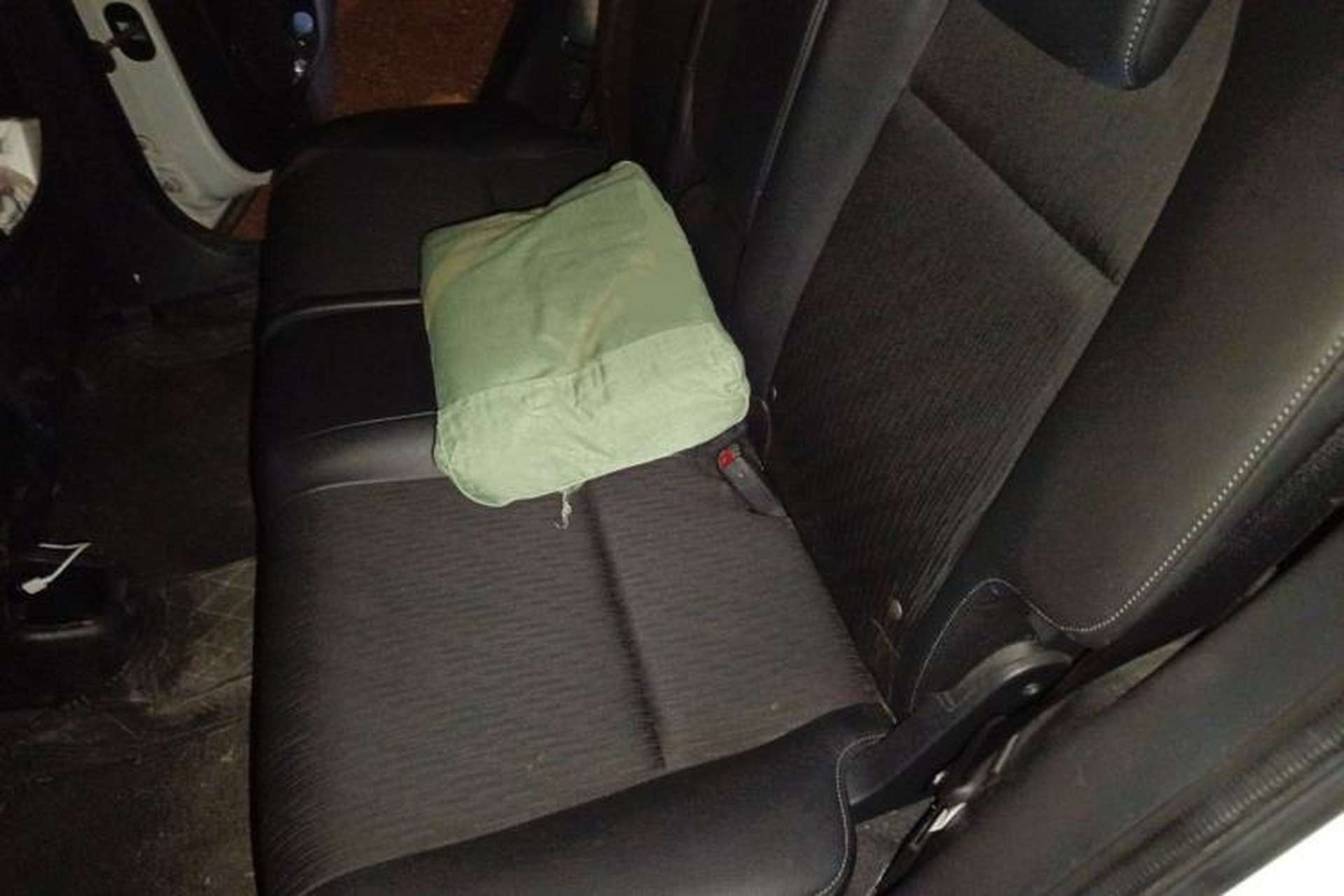 Used Honda Vezel 2020 1.5L CVT Pioneer Edition Left Rear Seat