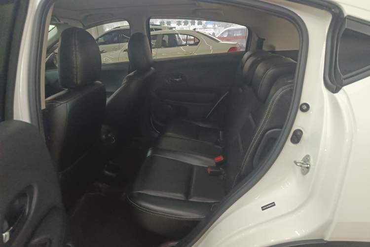 Used Honda Vezel 2020 1.5L CVT Elite Edition Left Rear Seat
