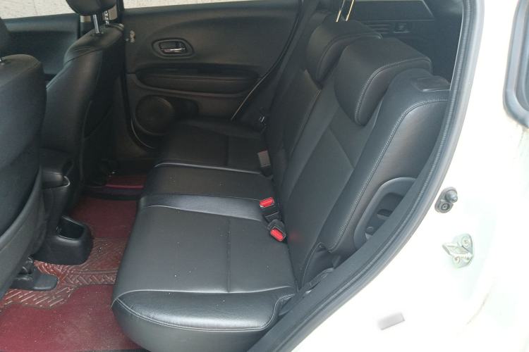 Used Honda Vezel 2020 1.5L CVT Pioneer Edition Left Rear Seat