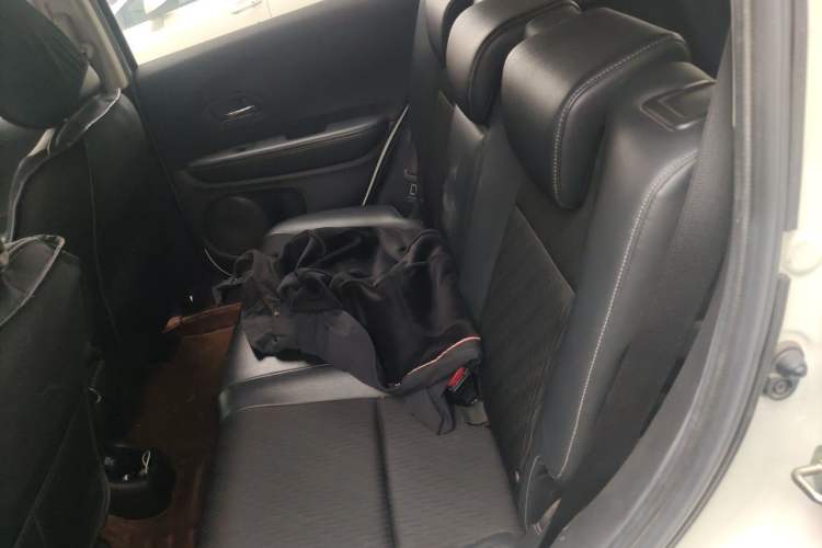 Used Honda Vezel 2020 1.5L CVT Pioneer Edition Left Rear Seat
