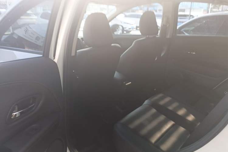 Used Honda Vezel 2020 220 TURBO CVT Luxury Edition Left Rear Seat