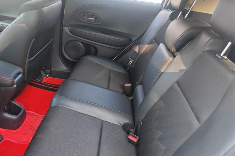 Used Honda Vezel 2020 1.5L CVT Luxury Edition Left Rear Seat