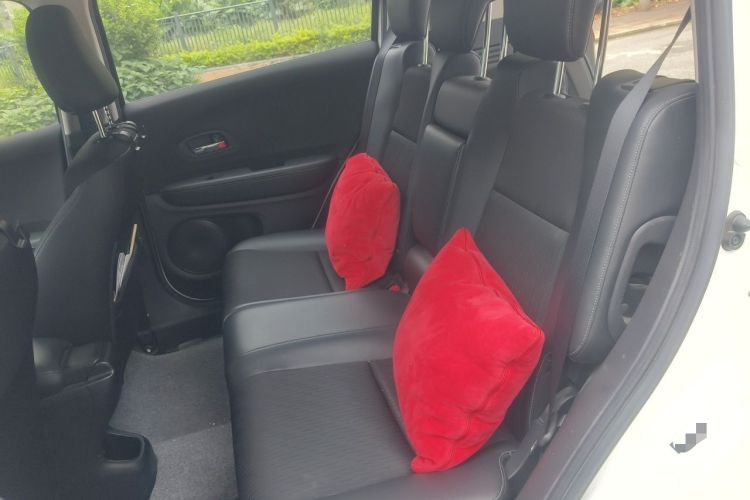 Used Honda Vezel 2020 1.5L CVT Pioneer Edition Left Rear Seat