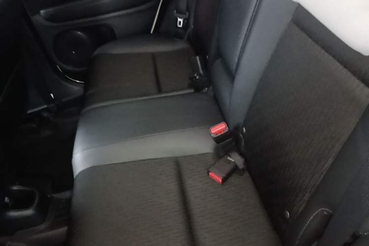 Used Honda Vezel 2020 1.5L CVT Pioneer Edition Left Rear Seat