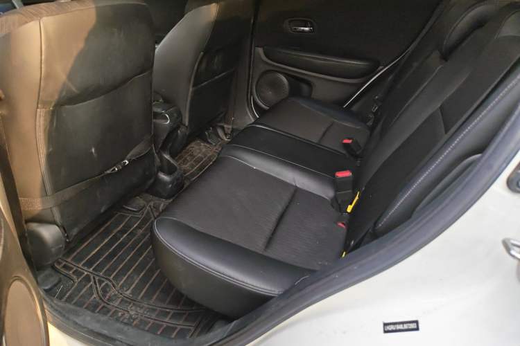 Used Honda Vezel 2020 1.5L CVT Pioneer Edition Left Rear Seat