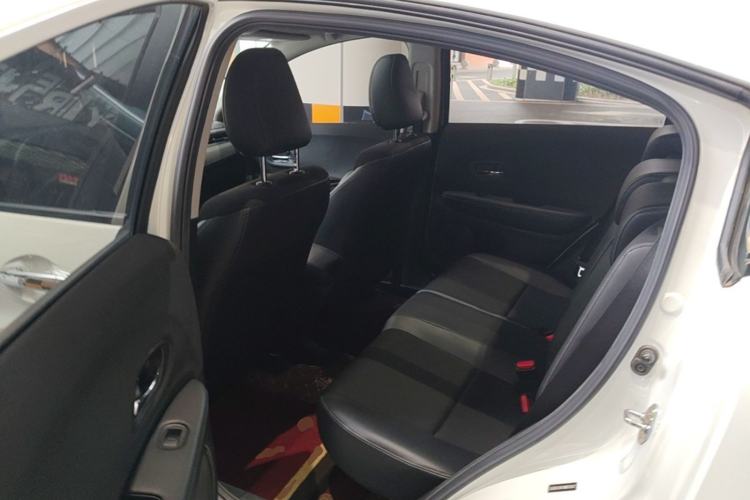 Used Honda Vezel 2020 1.5L CVT Pioneer Edition Left Rear Seat