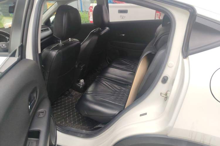 Used Honda Vezel 2020 1.5L CVT Pioneer Edition Left Rear Seat