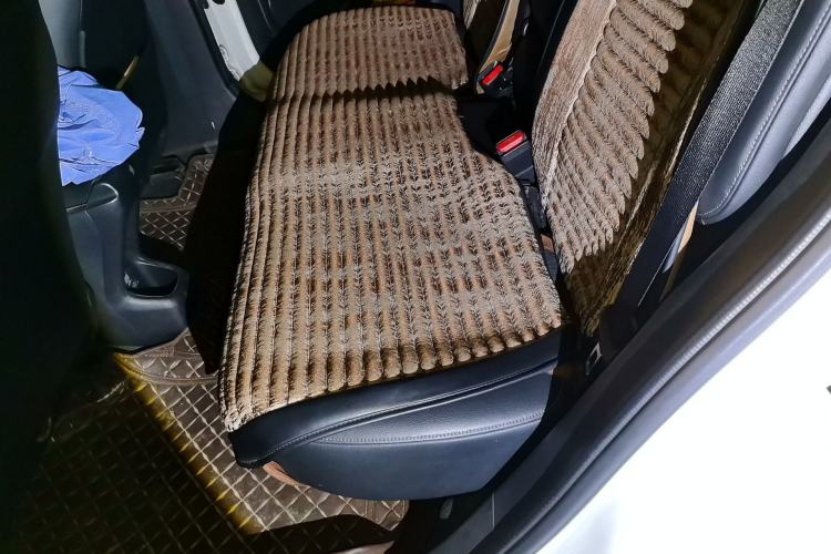 Used Honda Vezel 2020 1.5L CVT Pioneer Edition Left Rear Seat