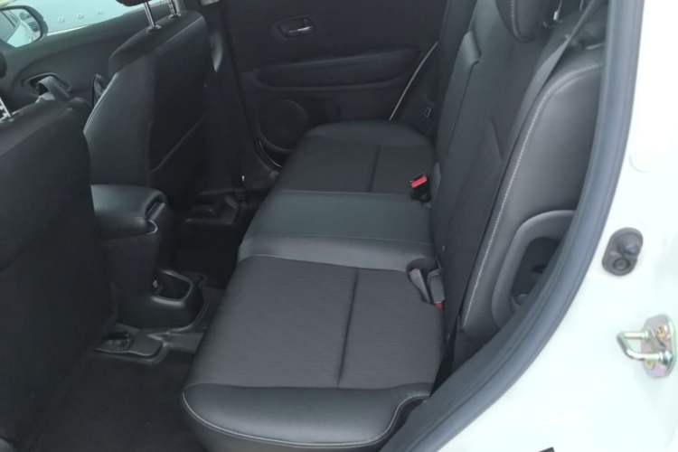 Used Honda Vezel 2020 1.5L CVT Pioneer Edition Left Rear Seat