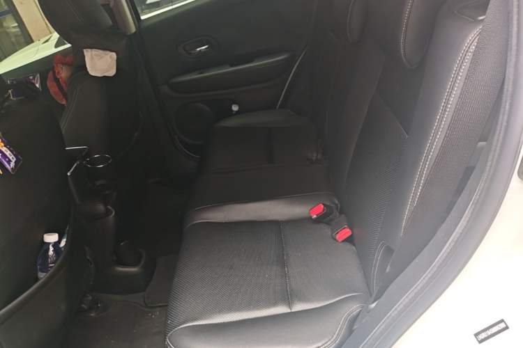 Used Honda Vezel 2020 1.5L CVT Elite Edition Left Rear Seat
