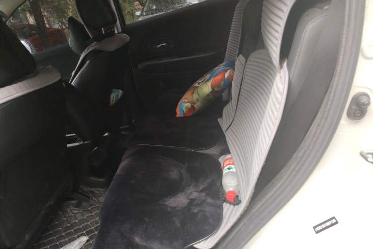 Used Honda Vezel 2020 1.5L CVT Pioneer Edition Left Rear Seat