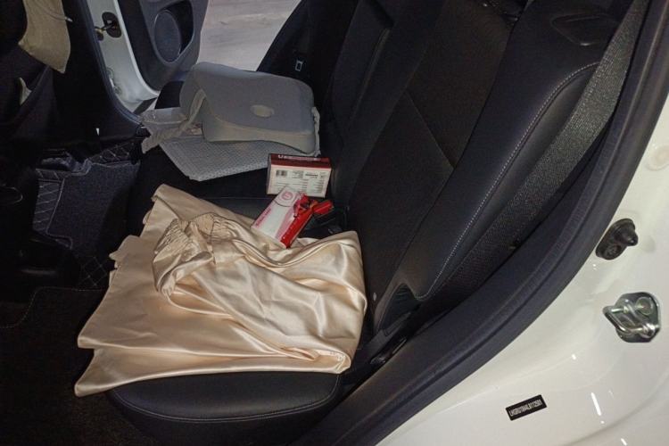 Used Honda Vezel 2020 1.5L CVT Pioneer Edition Left Rear Seat