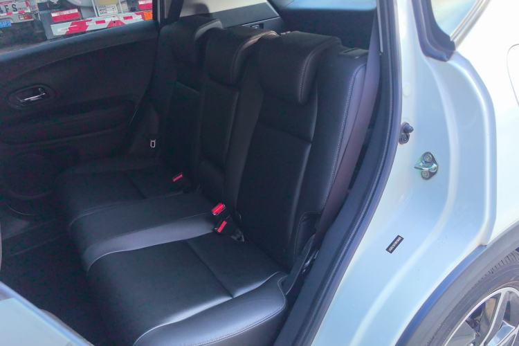 Used Honda Vezel 2020 1.5L CVT Pioneer Edition Left Rear Seat