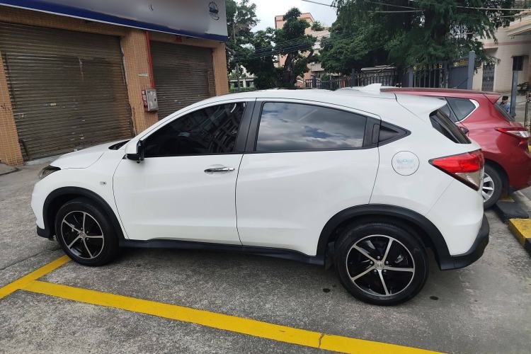 Used Honda Vezel 2020 1.5L CVT Pioneer Edition Left Side