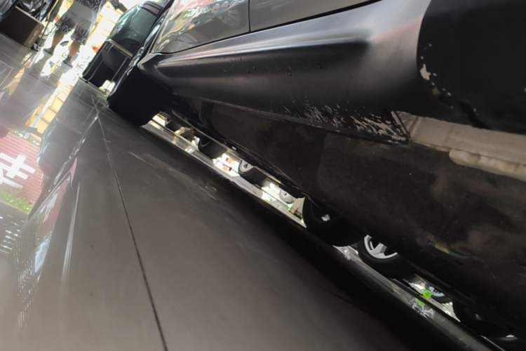 Used Honda Vezel 2020 220 TURBO CVT Elite Edition Left Side Sill