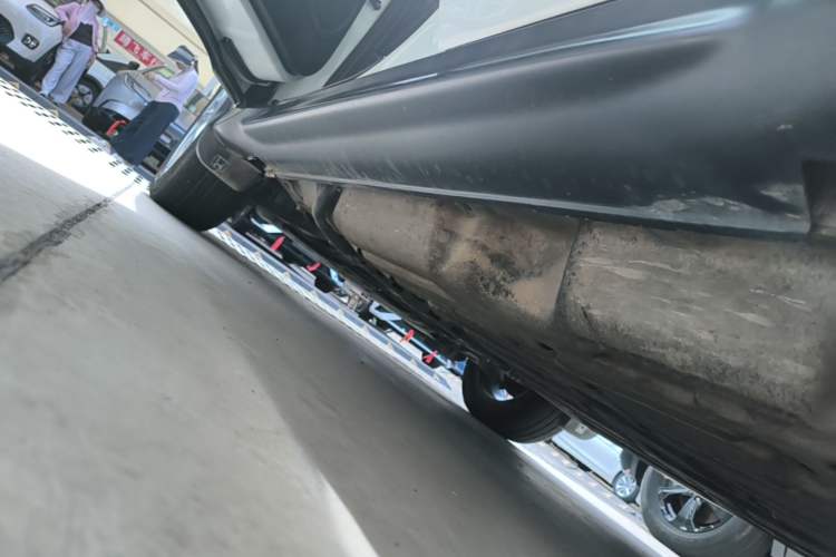 Used Honda Vezel 2020 1.5L CVT Elite Edition Left Side Sill