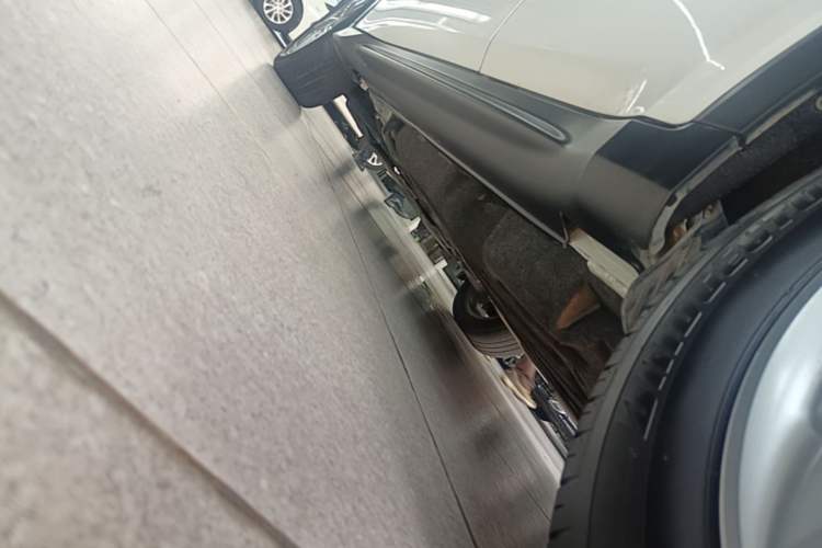 Used Honda Vezel 2020 220 TURBO CVT Elite Edition Left Side Sill
