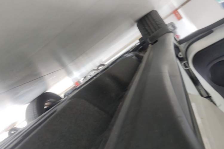 Used Honda Vezel 2020 1.5L CVT Pioneer Edition Left Side Sill