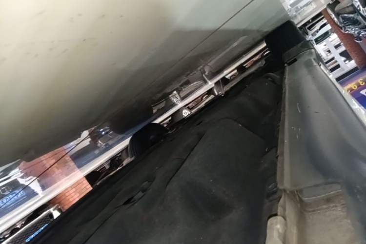 Used Honda Vezel 2020 220 TURBO CVT Elite Edition Left Side Sill