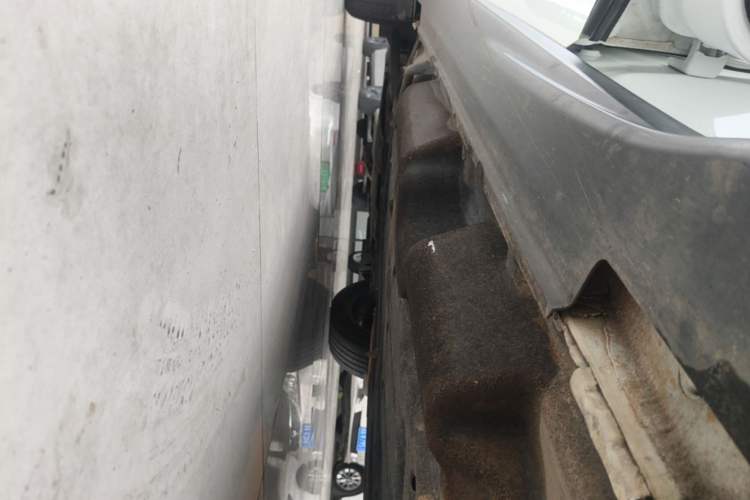 Used Honda Vezel 2020 1.5L CVT Pioneer Edition Left Side Sill