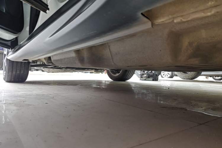 Used Honda Vezel 2020 1.5L CVT Pioneer Edition Left Side Sill