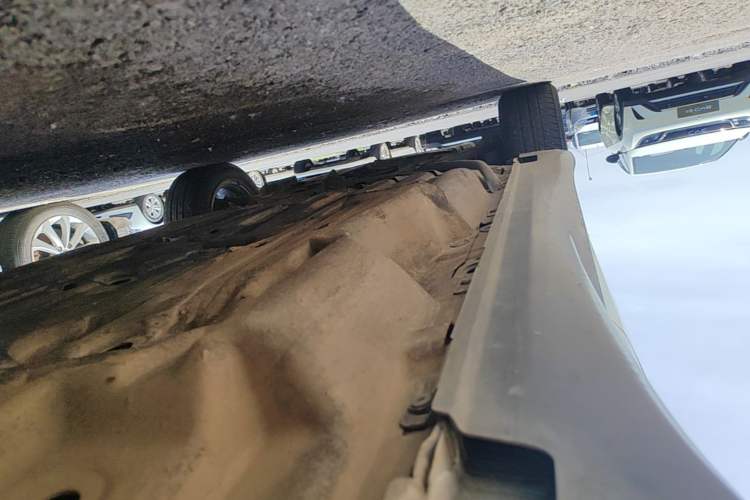 Used Honda Vezel 2020 1.5L CVT Luxury Edition Left Side Sill