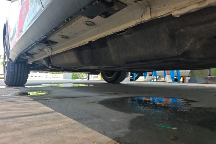 Used Honda Vezel 2020 1.5L CVT Luxury Edition Left Side Sill