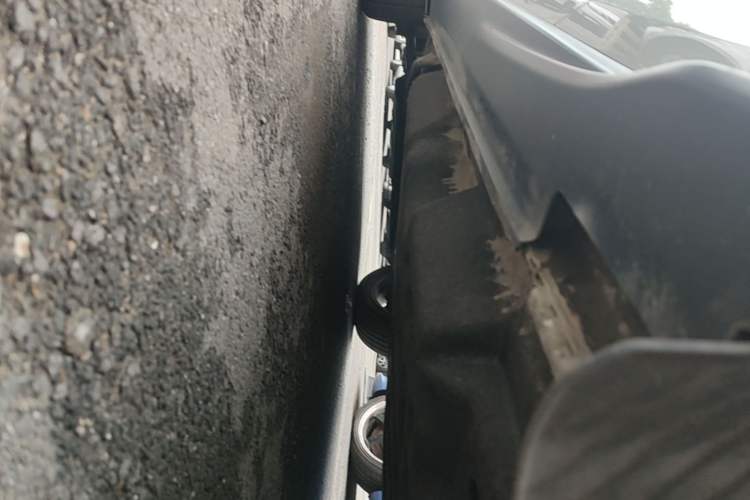 Used Honda Vezel 2020 1.5L CVT Pioneer Edition Left Side Sill