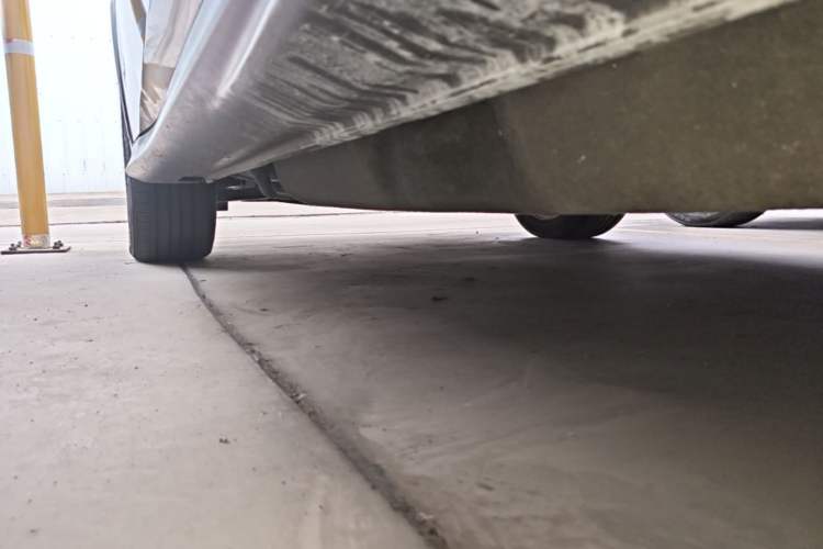 Used Honda Vezel 2020 1.5L CVT Pioneer Edition Left Side Sill