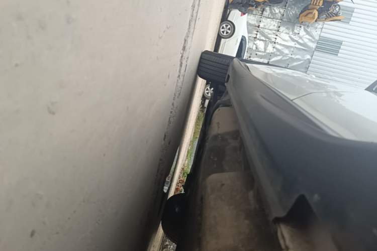 Used Honda Vezel 2020 1.5L CVT Pioneer Edition Left Side Sill