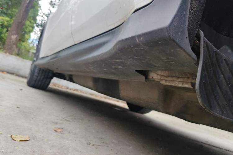 Used Honda Vezel 2020 1.5L CVT Pioneer Edition Left Side Sill