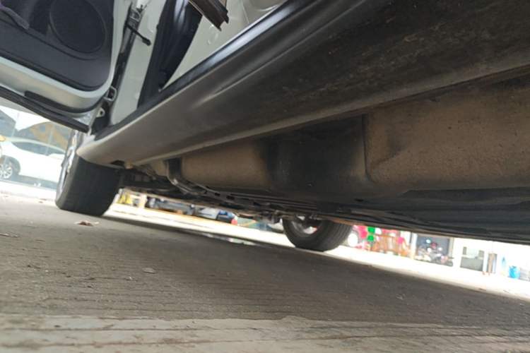 Used Honda Vezel 2020 1.5L CVT Pioneer Edition Left Side Sill