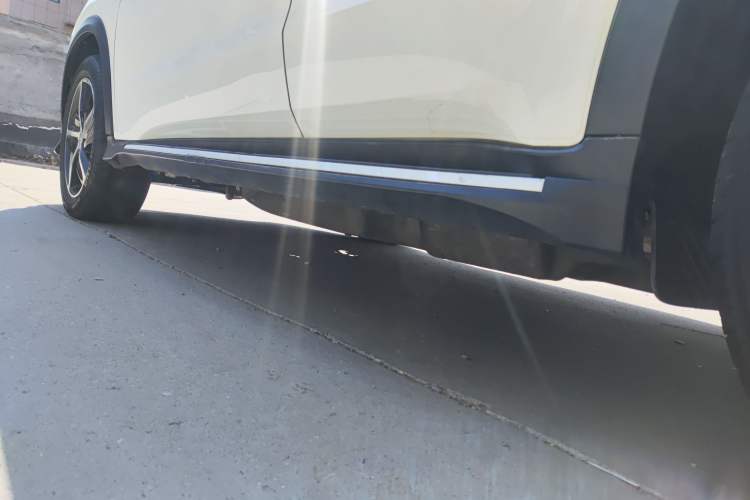 Used Honda Vezel 2020 1.5L CVT Pioneer Edition Left Side Sill