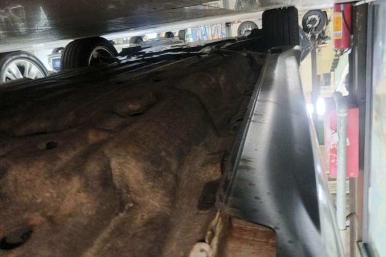Used Honda Vezel 2020 220 TURBO CVT Elite Edition Left Side Sill