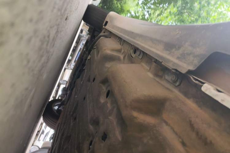Used Honda Vezel 2020 1.5L CVT Pioneer Edition Left Side Sill