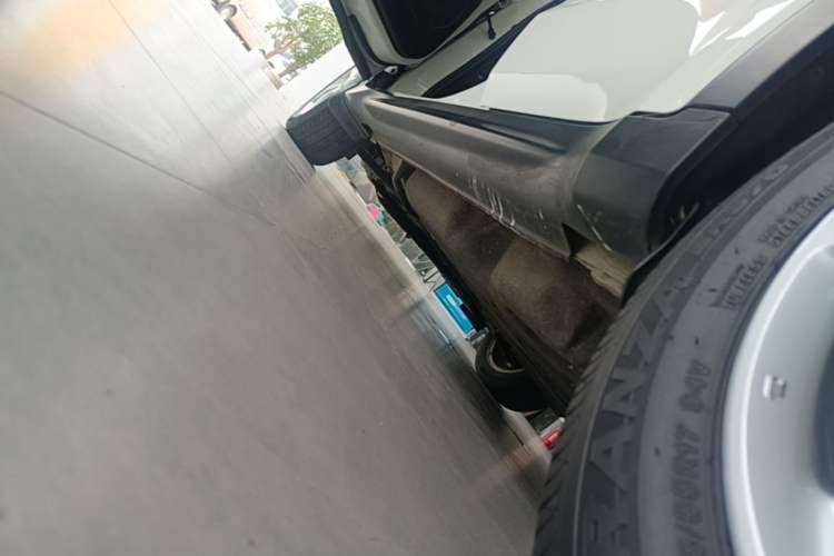 Used Honda Vezel 2020 1.5L CVT Elite Edition Left Side Sill