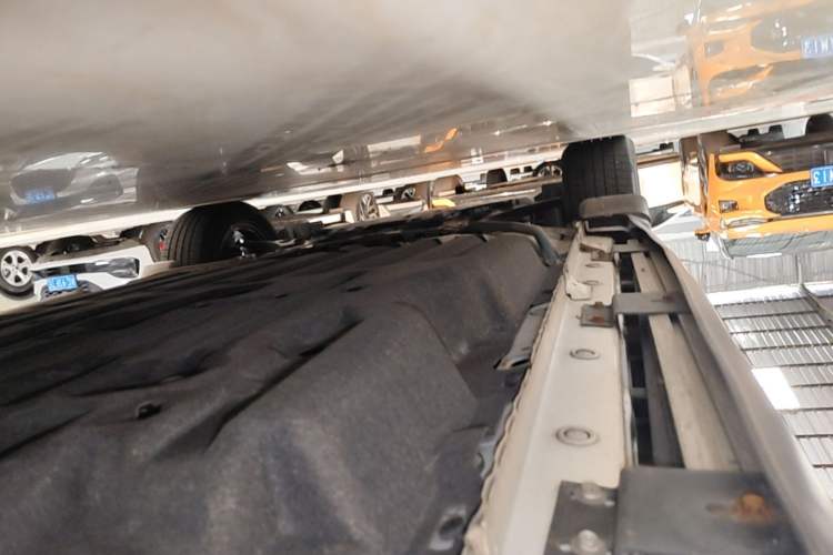 Used Honda Vezel 2020 1.5L CVT Pioneer Edition Left Side Sill