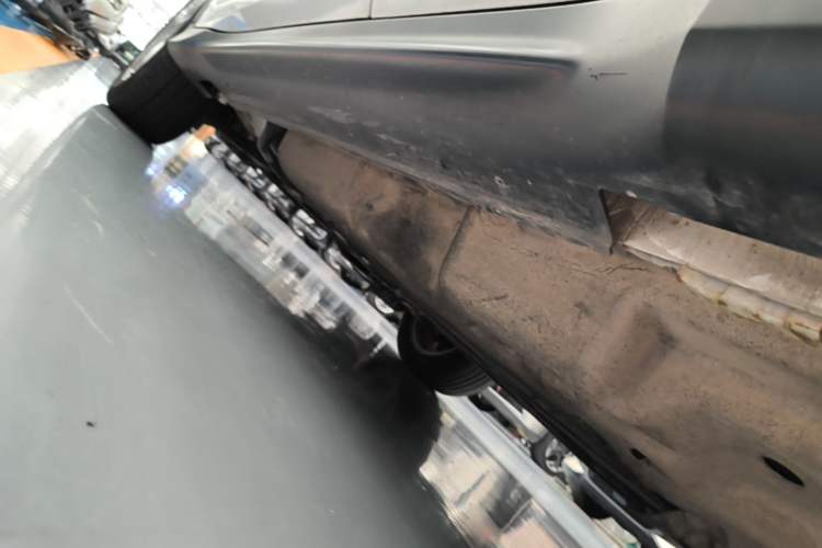 Used Honda Vezel 2020 1.5L CVT Elite Edition Left Side Sill